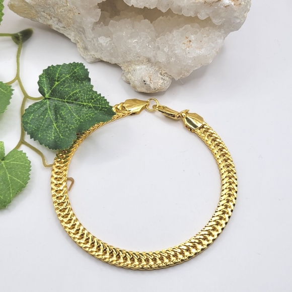 18k GF Bracelet - Picture 3 of 3